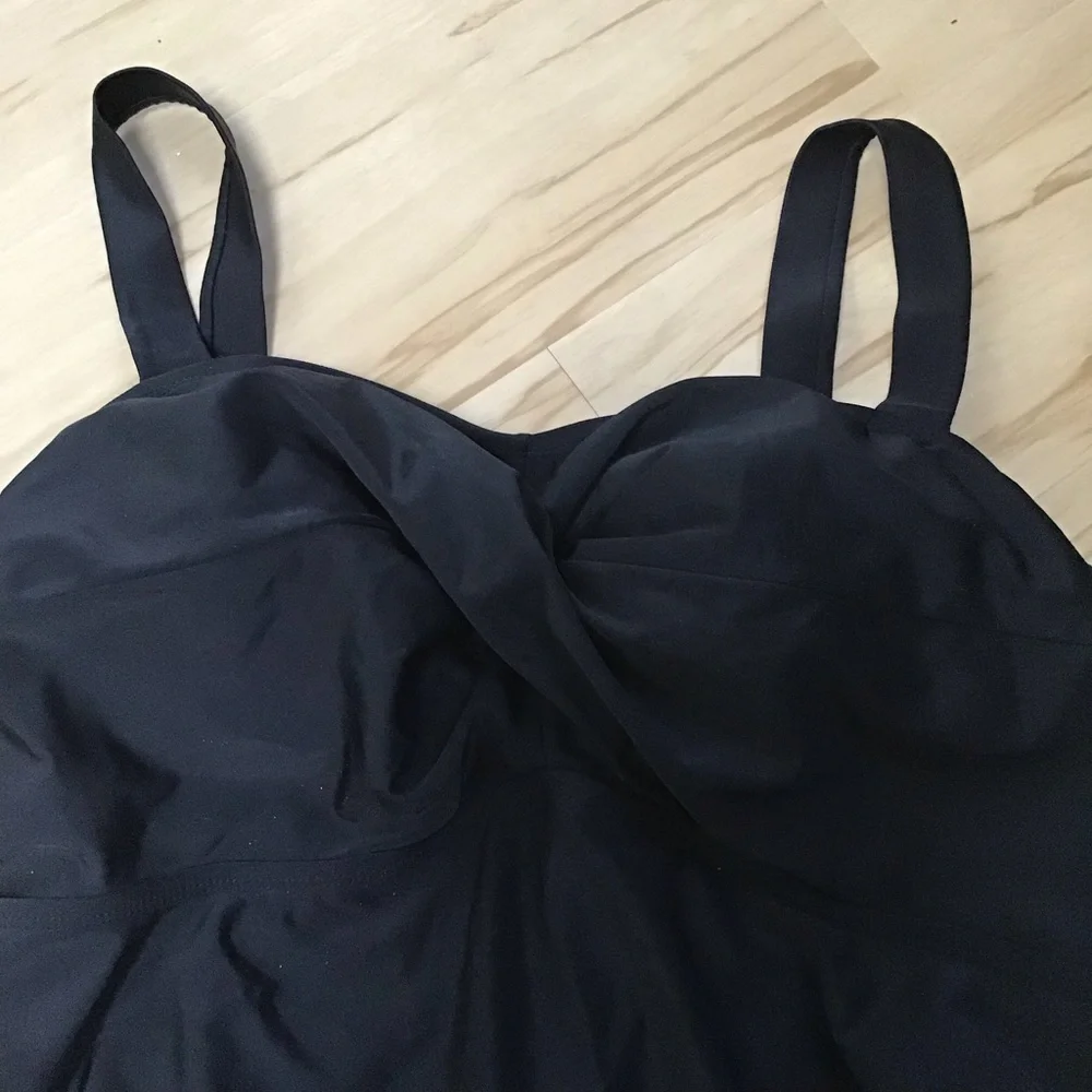 Merona Black One Piece Ruched Skirted Swimsuit 20W‎